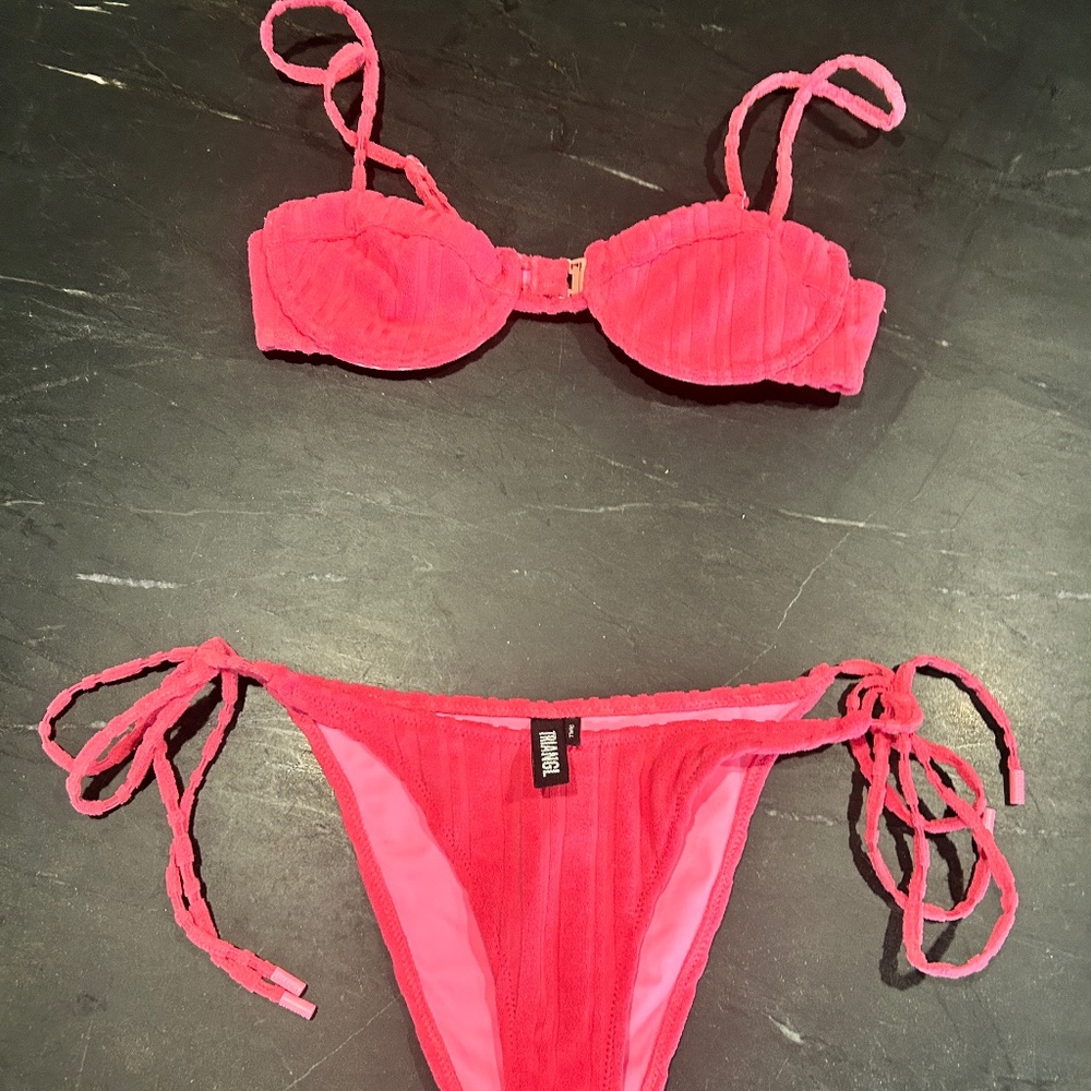 Triangl Pink Bikini size xs/s